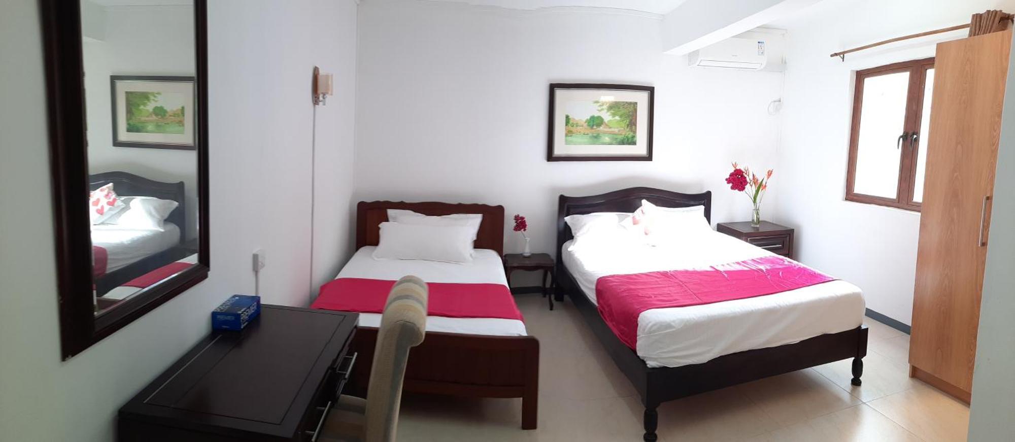 Jasmin Apartments Flic En Flac ภายนอก รูปภาพ