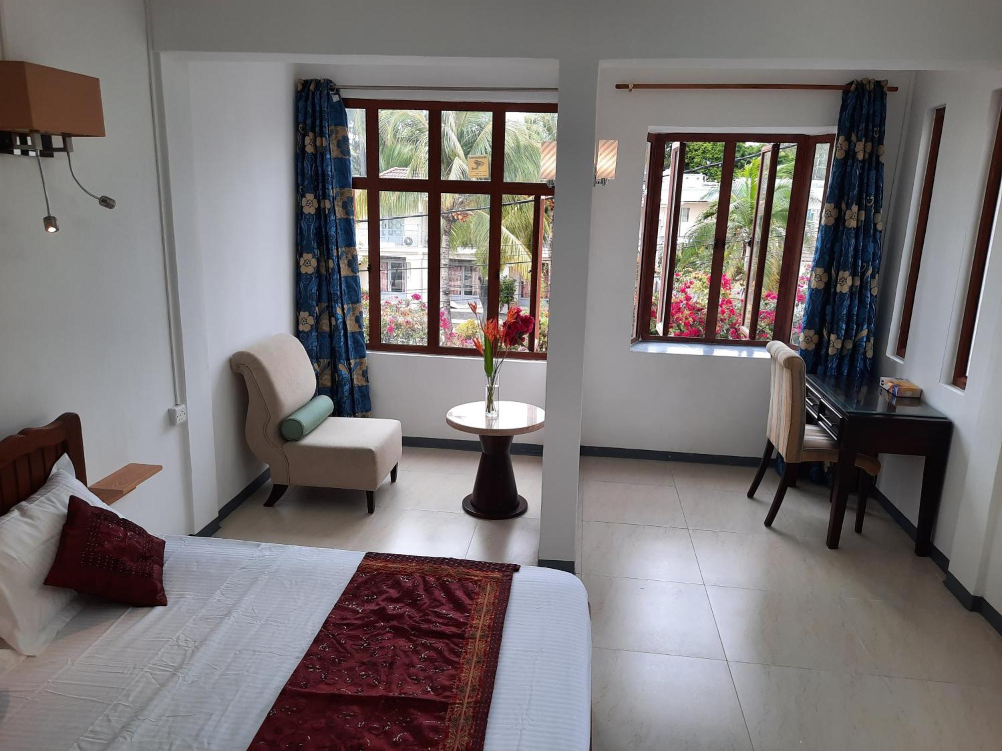 Jasmin Apartments Flic En Flac ภายนอก รูปภาพ