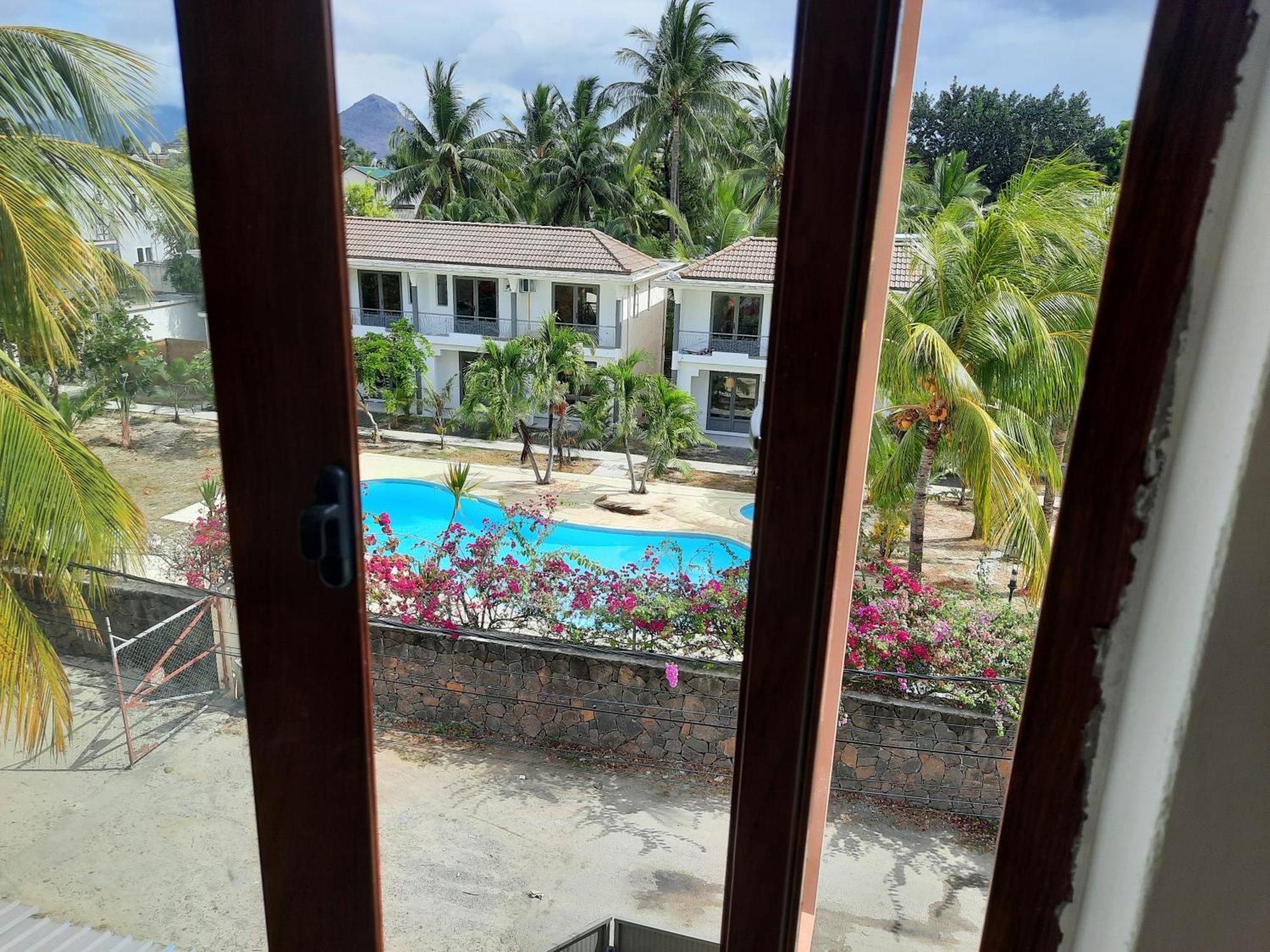 Jasmin Apartments Flic En Flac ภายนอก รูปภาพ